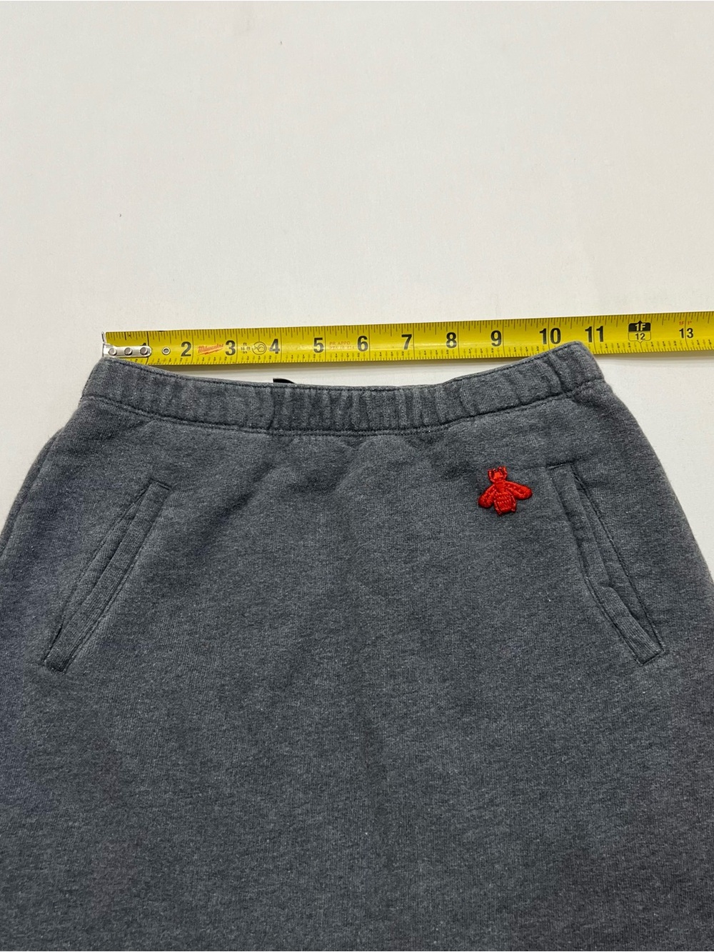 GUCCI Girls Sweatshirt Jersey Skirt Size 10Y Ruffle Hem Bee Patch Made in Italy - Picture 8 of 8